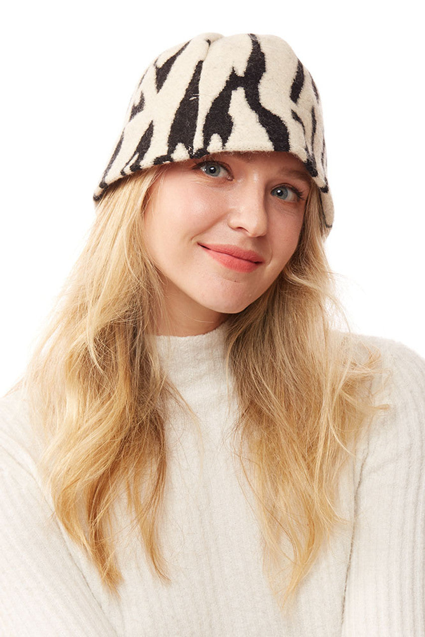SOFT FABRIC LEOPARD BUCKET HAT