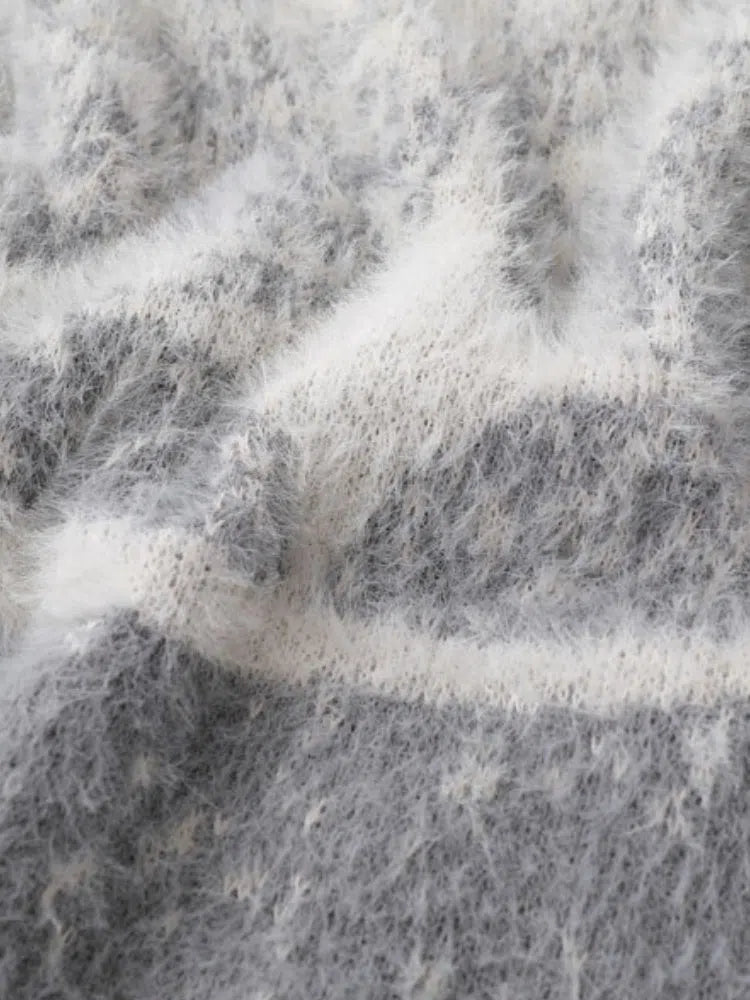 GRAY AND WHITE FUZZY SWEATER WITH STAR LOGO SOFT MOHAIR SWEATER