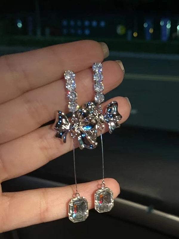 SPARKLY BOW STUD EARRINGS GEOMETRIC ALLOY STUD DESIGN