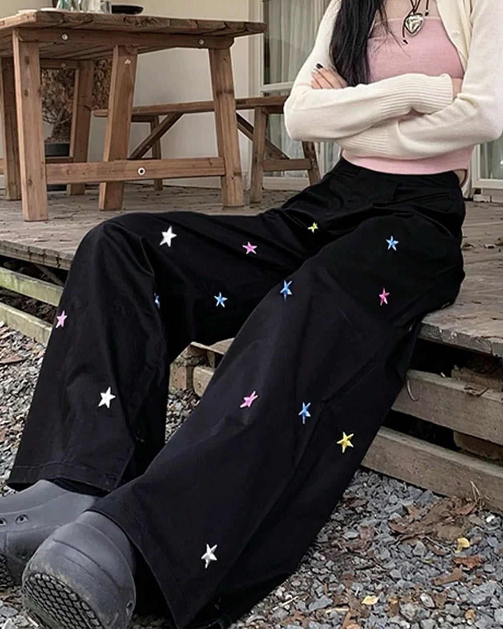 STAR EMBROIDERED BLACK BAGGY PANTS