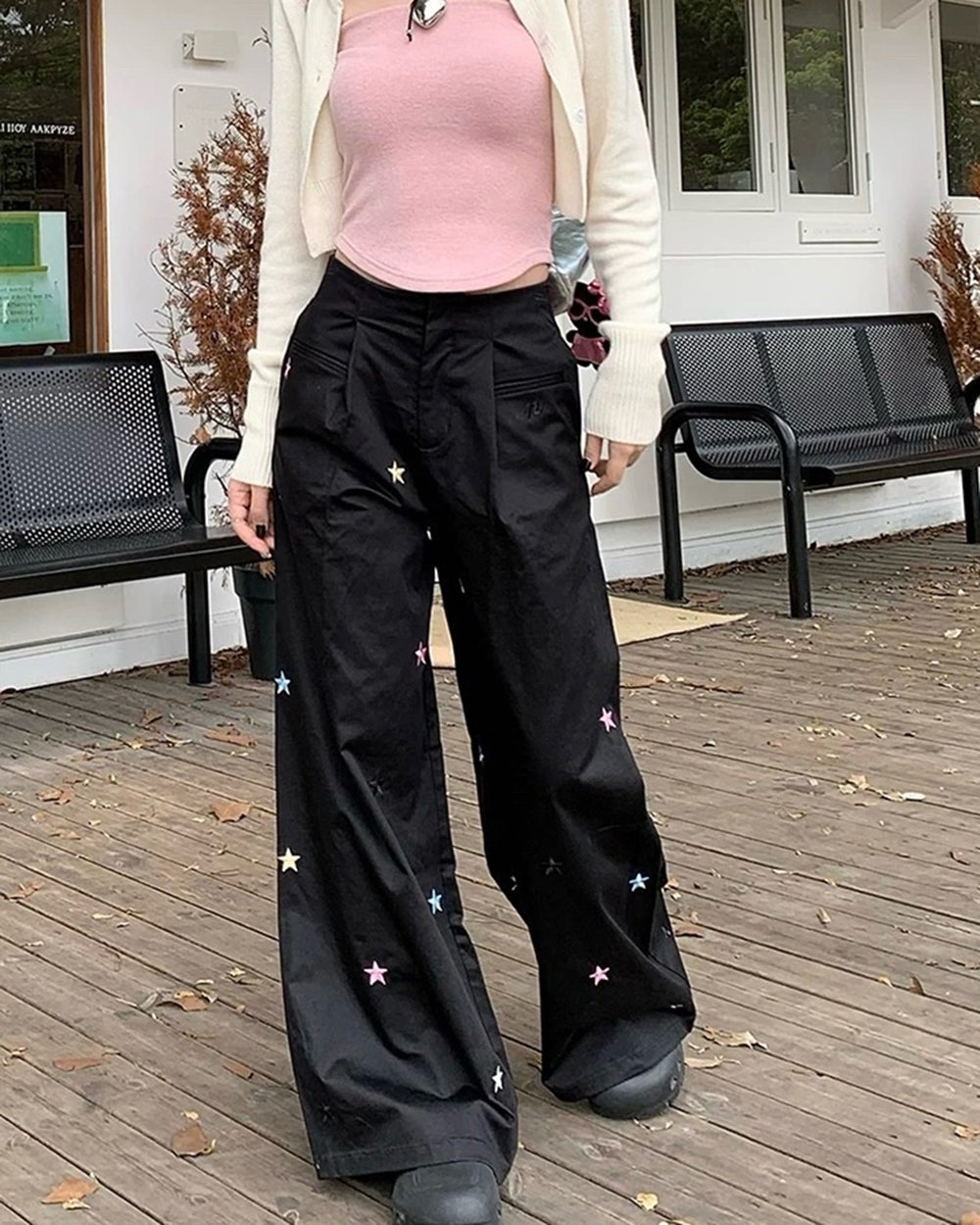 STAR EMBROIDERED BLACK BAGGY PANTS