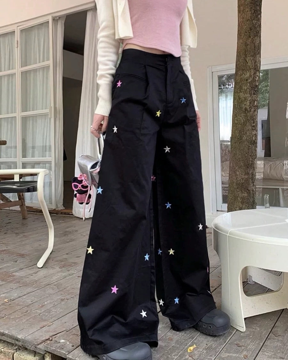 STAR EMBROIDERED BLACK BAGGY PANTS