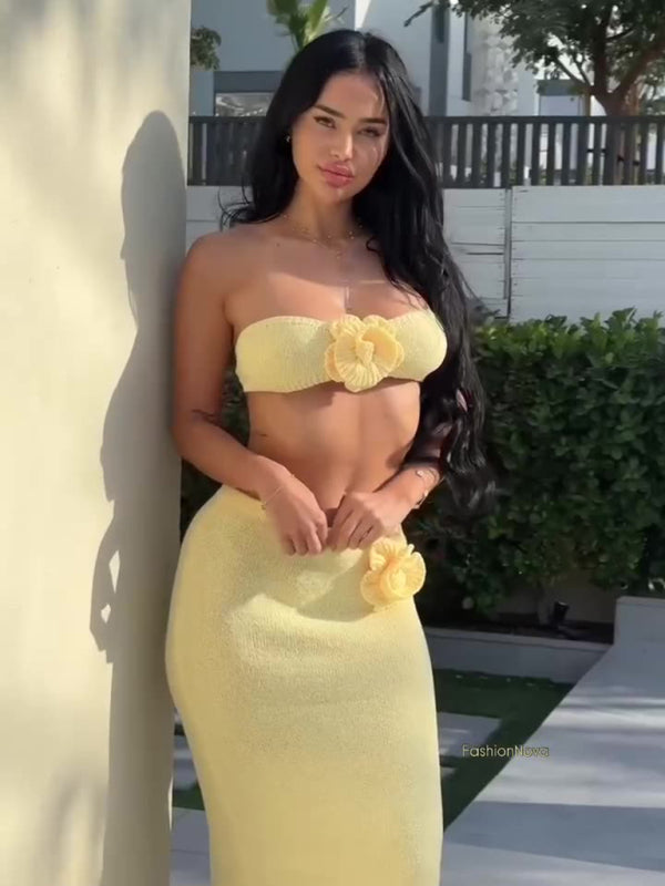 Strapless knitted hollow flower high waist skirt set - Yellow / S