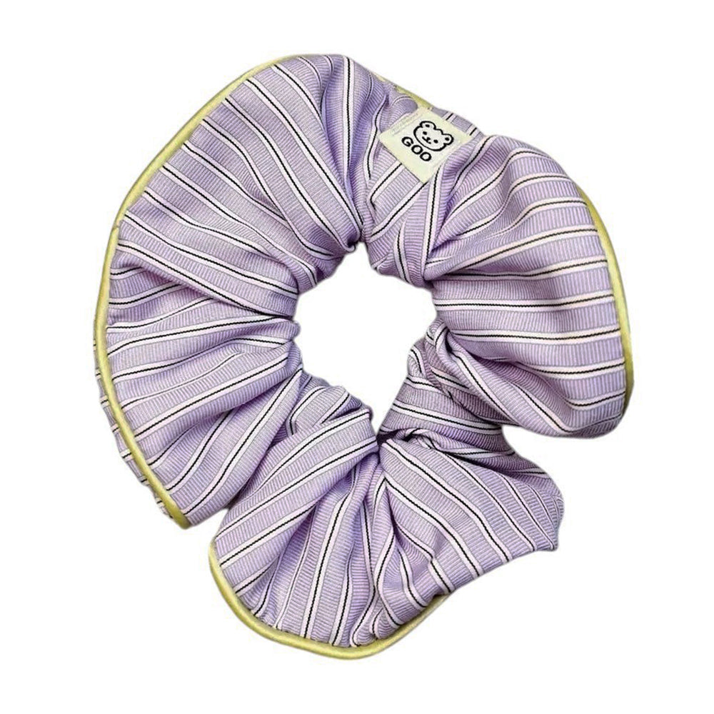 STRIPED SCRUNCHIE WITH PINK TRIM HAIR ACCESSORY