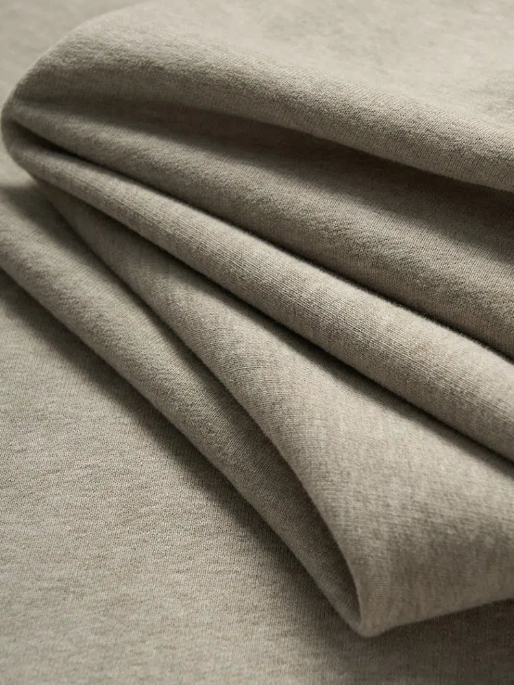 BEIGE LONG-SLEEVED POLO SHIRT - COUPE AMPLE FOR VOTRE GARDE-ROBE