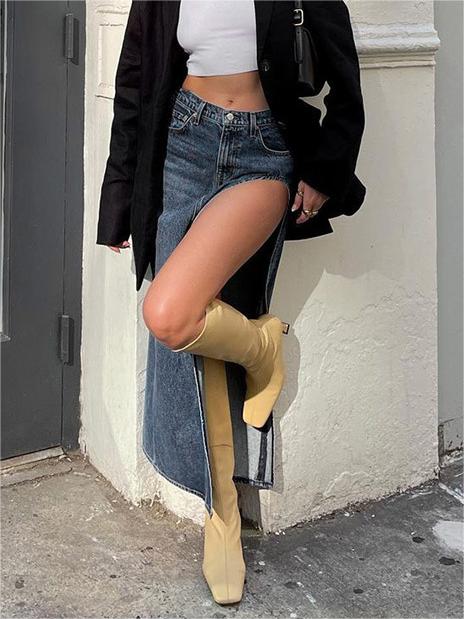 TAN KNEE-HIGH BOOTS WITH HIGH LEG SLIT DETAIL