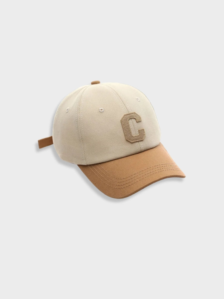 TWO-TONE BASEBALL CAP WITH C - VINTAGE C CAP FOR THE FASHION-FORWARD INDIVIDUAL