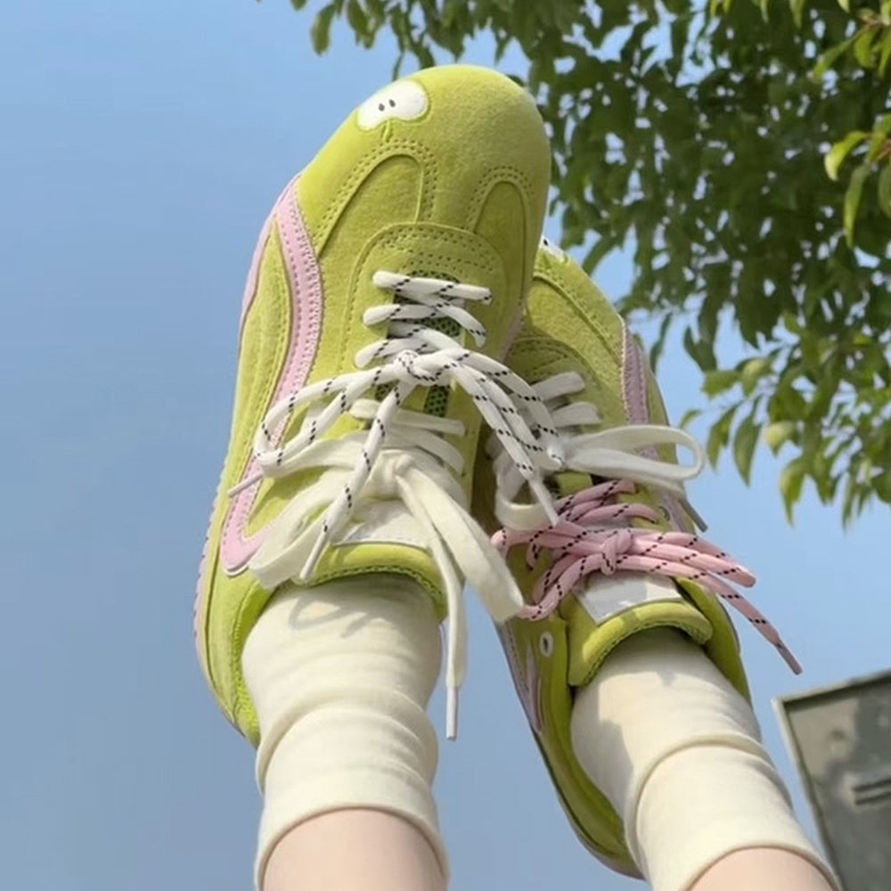 TWO-TONE SNEAKER: APPLE TWO-TONE FAUX SUEDE SHOE