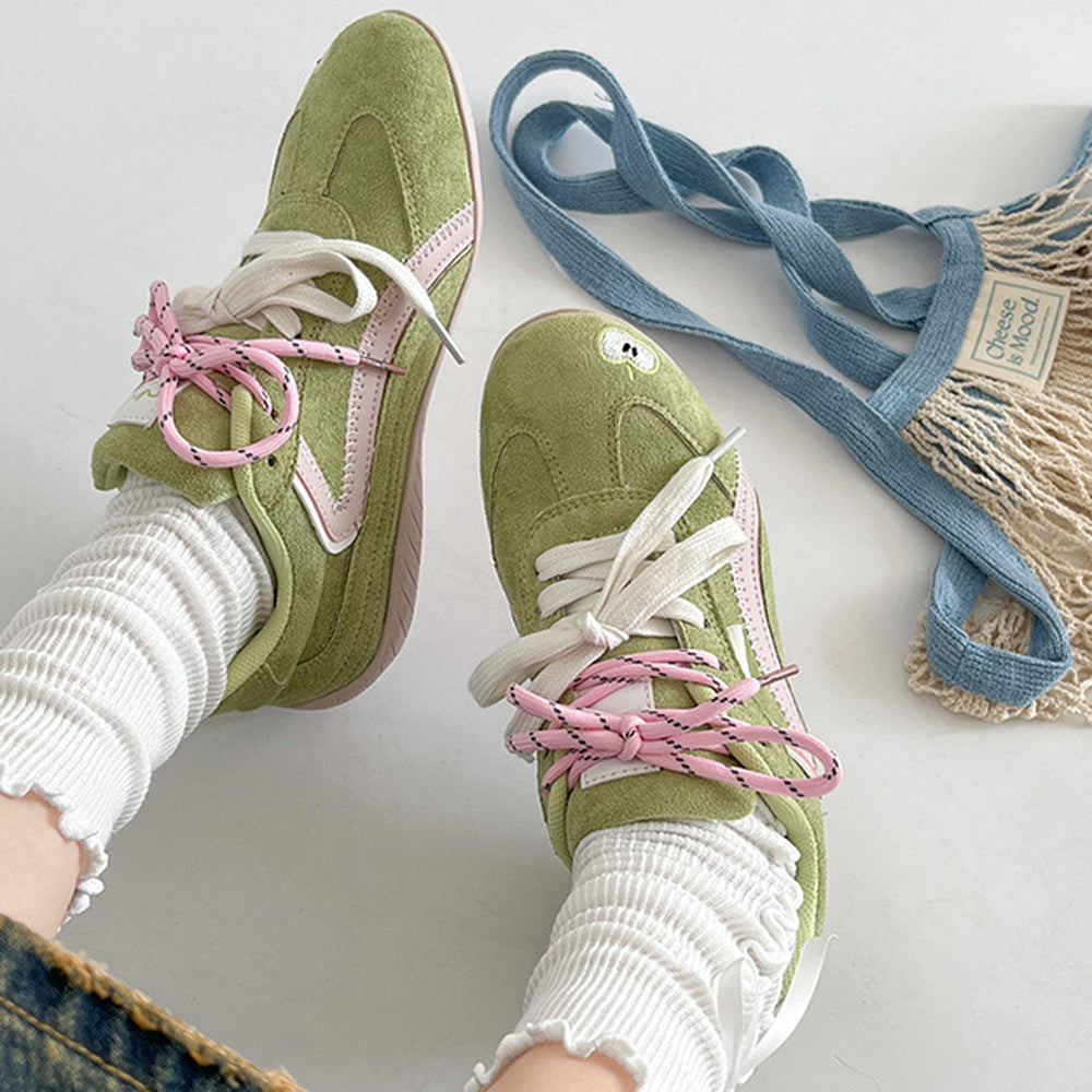 TWO-TONE SNEAKER: APPLE TWO-TONE FAUX SUEDE SHOE