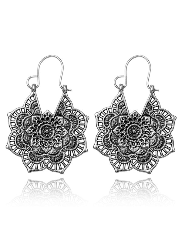 Vintage Ethnic Metal Cutout Floral Flower Earrings Bohemian Carved Earrings - Silver / F