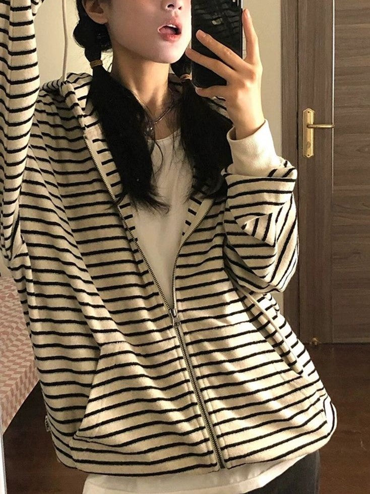 VINTAGE-INSPIRED STRIPE HOODIE CARDIGAN ZIP-UP DESIGN