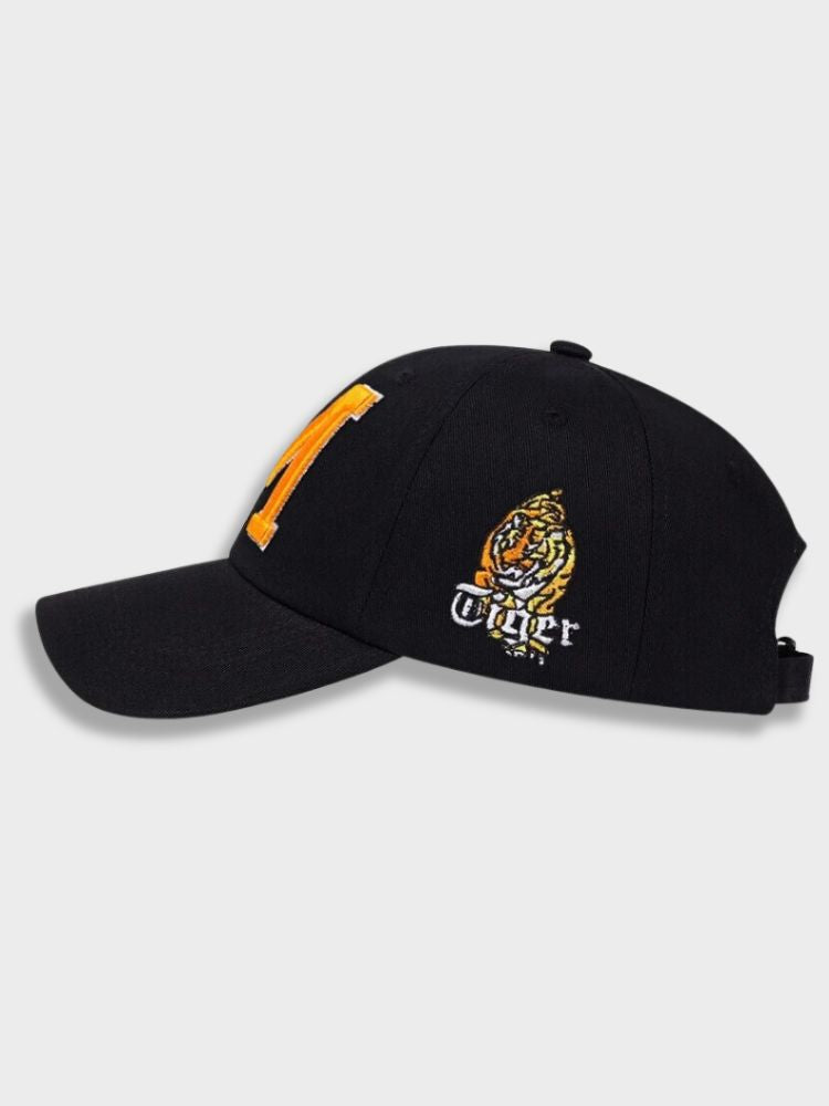 WHITE BASEBALL CAP WITH YELLOW M AND TIGER PATCH MICHIGAN TIGER CAP