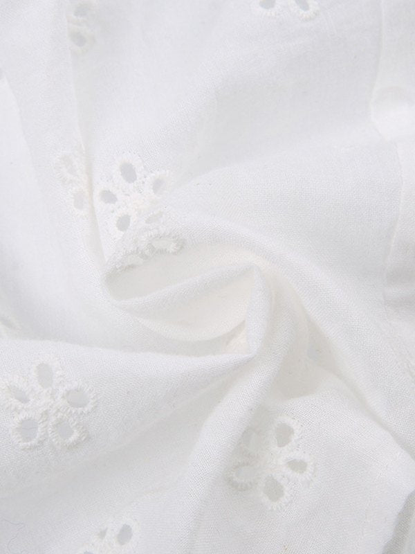WHITE EYELET CORSET TOP WITH BLACK RIBBON FOR CASUAL OUTINGS AND SLIM FIT