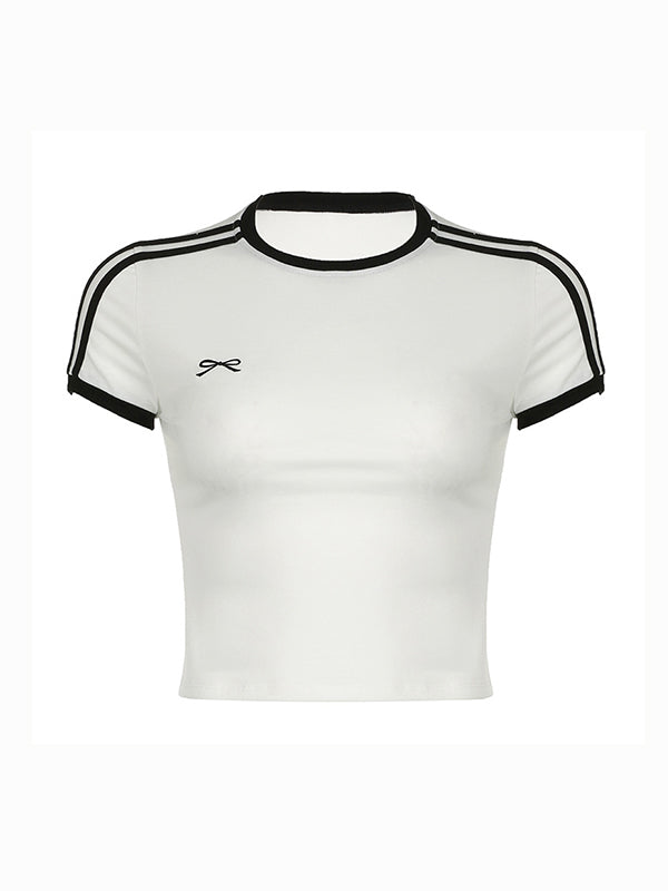 WHITE FITTED T-SHIRT Y2K CASUAL VINTAGE FASHION ESSENTIAL
