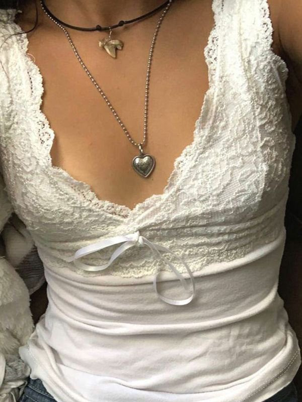 WHITE LACE-TRIMMED CAMISOLE Y2K CROP TANK