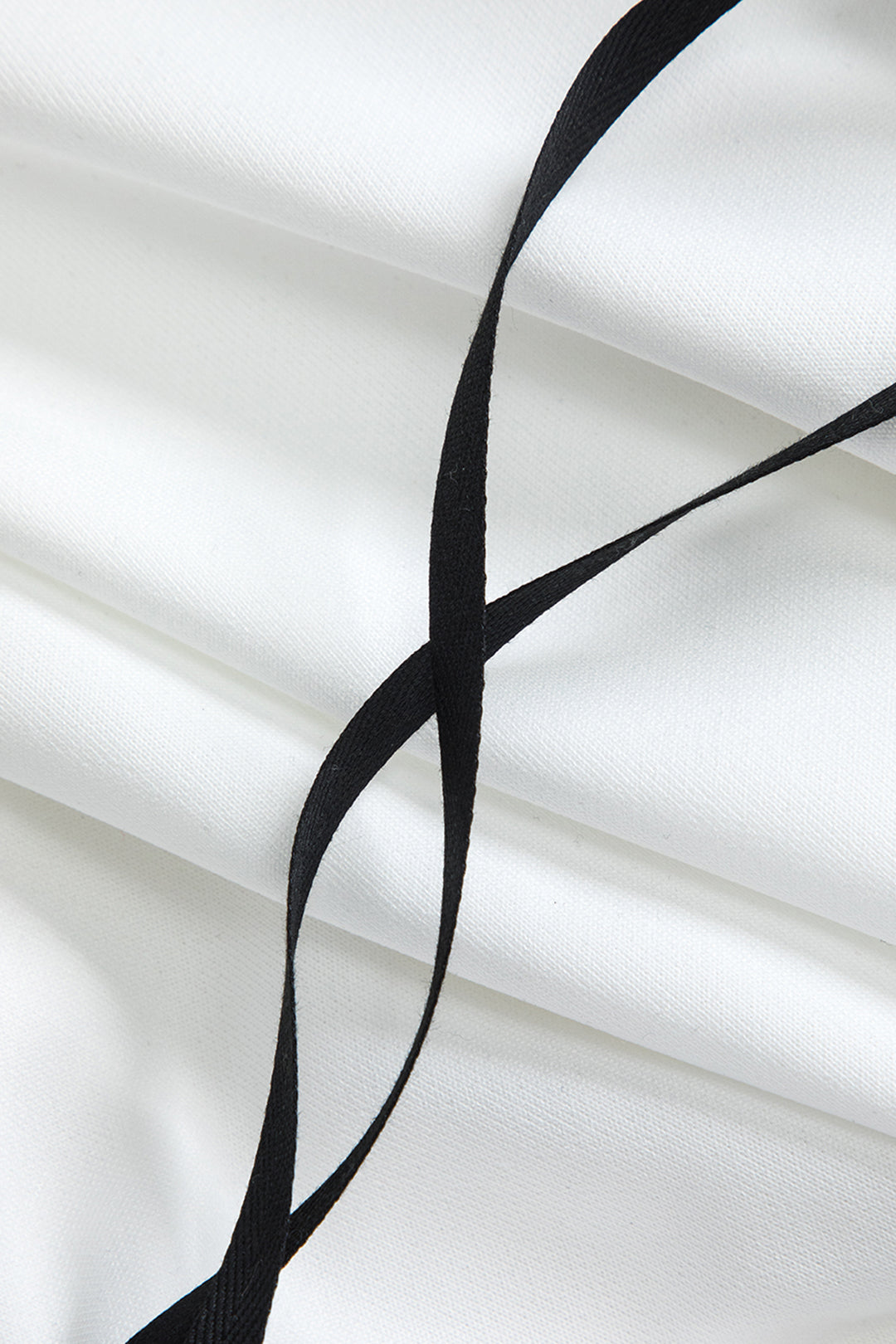 WHITE LOUNGE SET WITH BLACK STRIPES - WHITE OVERSIZE SWEATSHIRT BUNDLE
