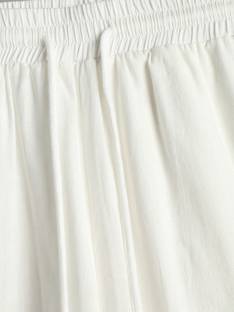 WHITE PATTERNED SHIRT AND SHORTS SET FOR VERSATILE SUMMER WARDROBE