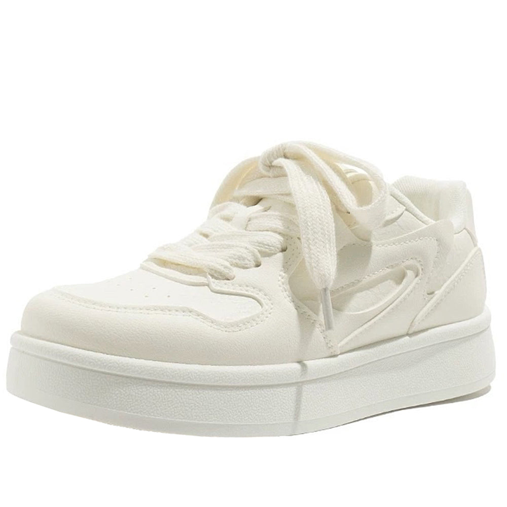 WHITE SNEAKERS: URBAN EDGE, MINIMALIST AESTHETIC