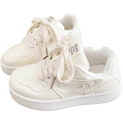 WHITE SNEAKERS: URBAN EDGE, MINIMALIST AESTHETIC