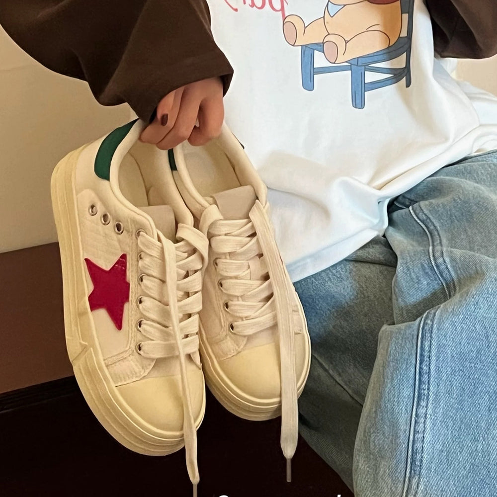 WHITE SNEAKERS WITH RED STAR PAIR FOR MEN AND WOMEN