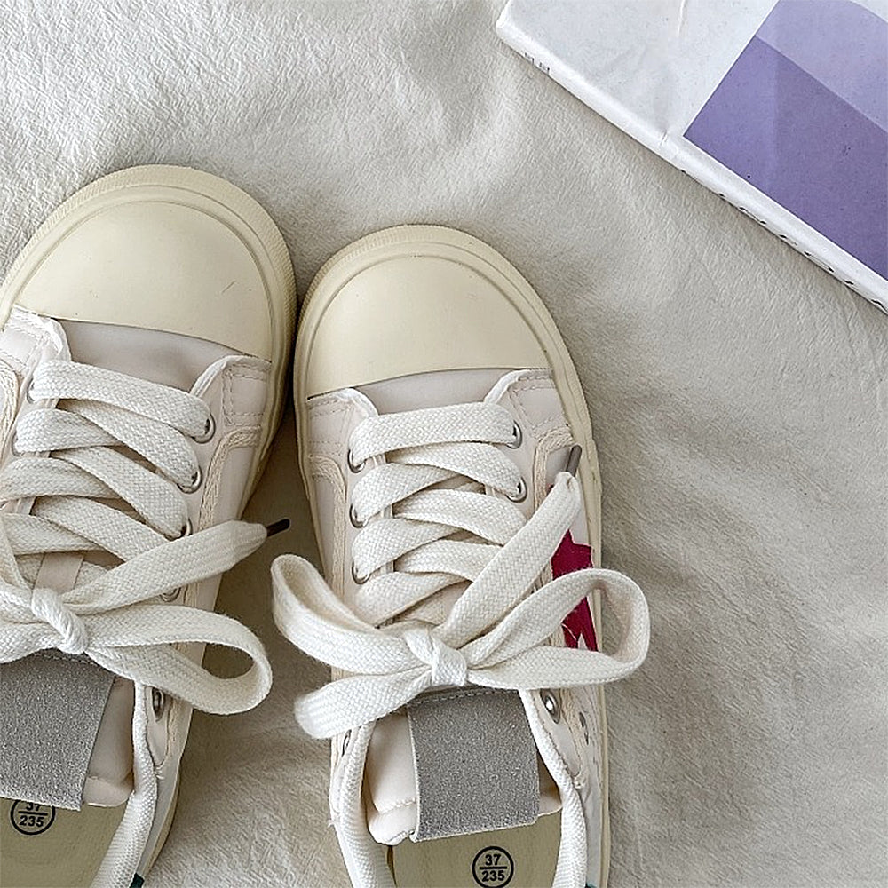 WHITE SNEAKERS WITH RED STAR PAIR FOR MEN AND WOMEN