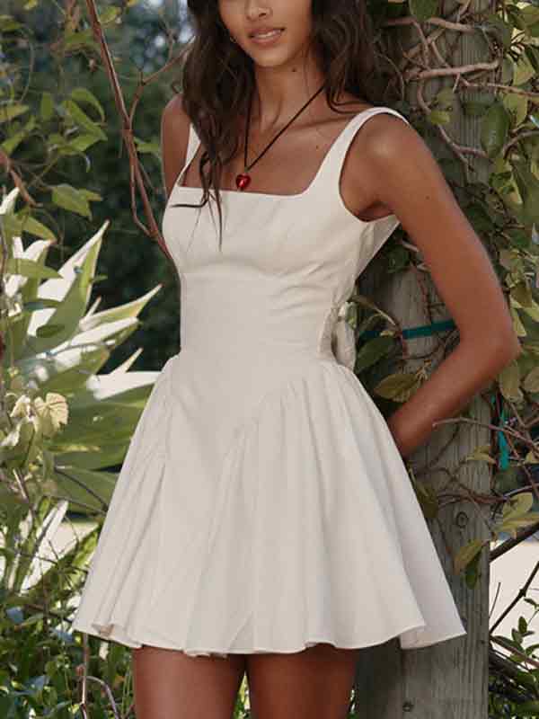 WHITE SQUARE-NECK MINI DRESS WITH SLIM FIT AND BACKLESS DESIGN