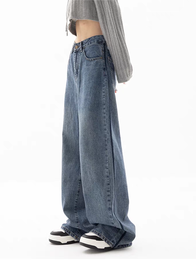 WIDE-LEG BOYFRIEND JEANS IN FADED BLUE - TRENDY CASUAL COTTON BLEND