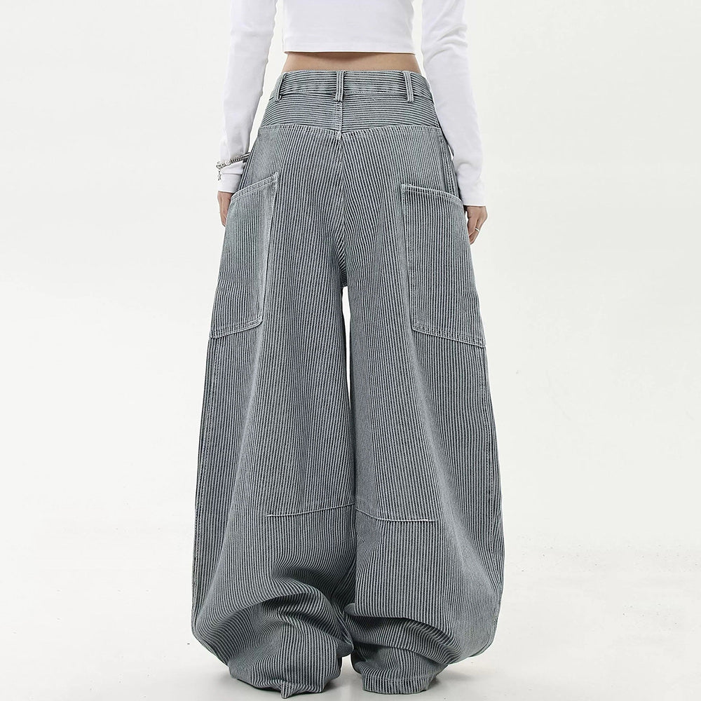 WIDE-LEG UTILITY PANTS WITH OVERSIZED UTILITY POCKETS AND GRAY STRIPE DESIGN