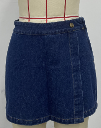 Women’s A-line single-breasted cropped jeans - Blue / S