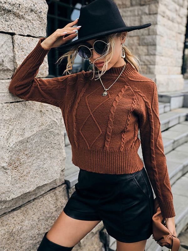 Woman wearing a brown long sleeve raglan sleeves sweater from Women’s casual collection