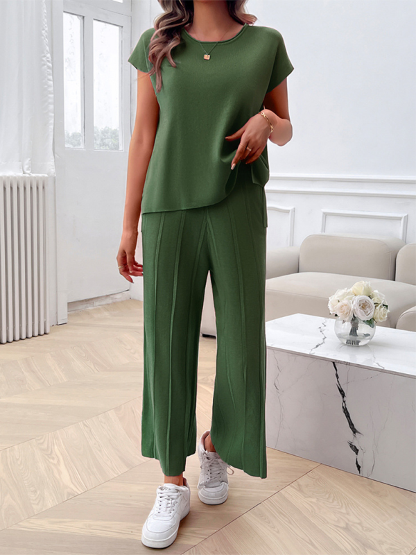 Olive green knit pantsuit from Women’s Casual Solid Color Sweater Set collection