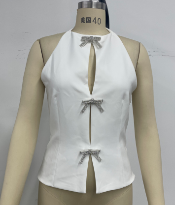 Women’s diamond-set bow cut-out halterneck camisole - White / S