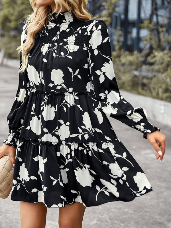 Women’s elegant long sleeved loose dress