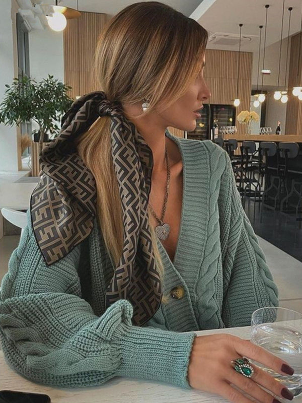 Women’s Fashion V-neck Solid Color Suit Sweater + Knitted Pants