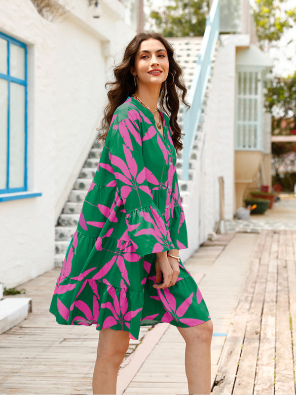 Women’s floral print bell sleeve dress - Green / S
