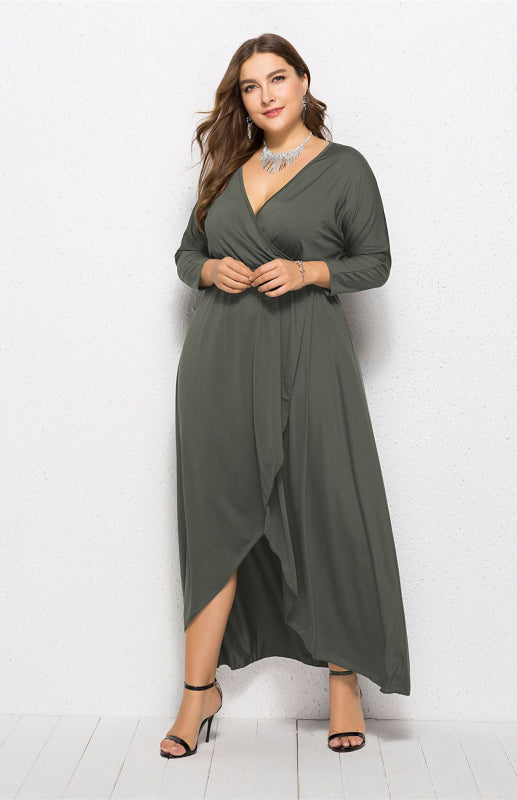 Women’s Plus Size Solid Deep V Dress