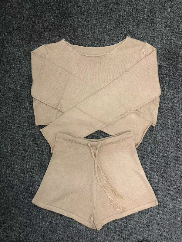 Women’s resort casual striped knitted midriff-baring sexy shorts set