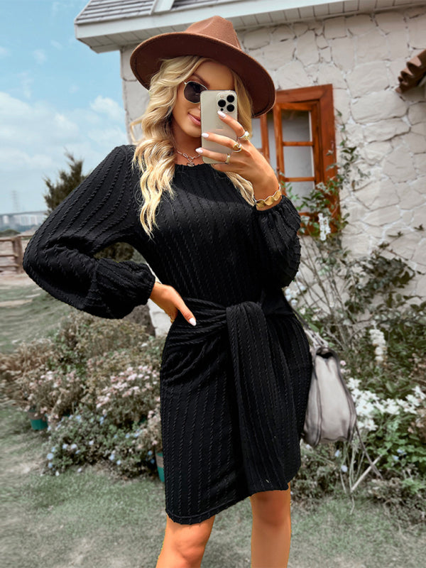 Women’s Round Neck Long Sleeve Waist Slim Dress - Black / S