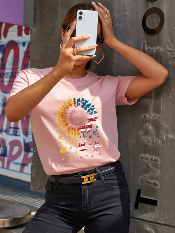 Women’s Sunflower Flag Print Short Sleeve T-Shirt - Pastel pink / S
