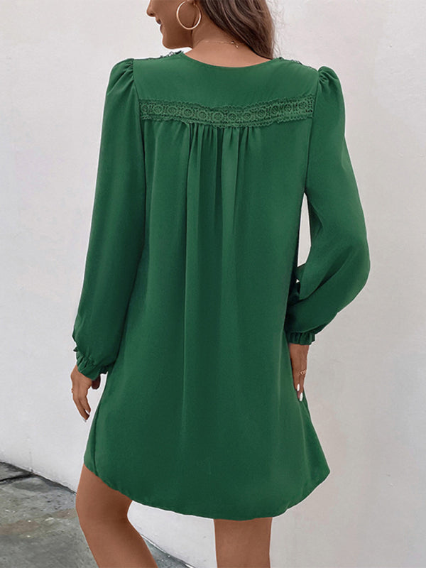 Women’s V-neck smocked long-sleeved dress