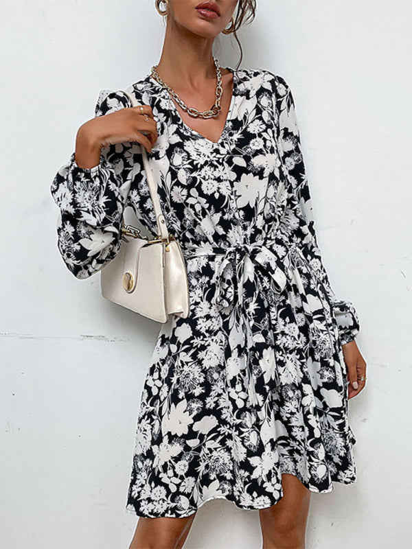 Women’s Woven V-Neck Printed Long-Sleeved Dress