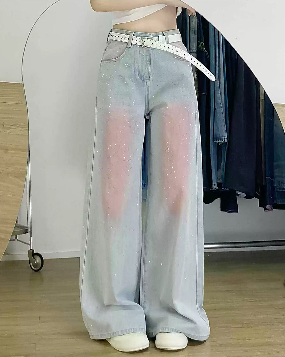 Y2K GLOW DENIM WIDE-LEG JEANS FOR A RETRO-INSPIRED LOOK